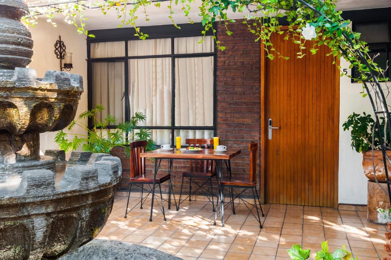 Hotel Isabel Guadalajara Kültér fotó
