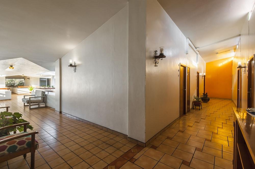 Hotel Isabel Guadalajara Kültér fotó