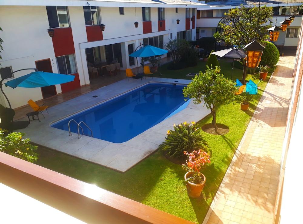 Hotel Isabel Guadalajara Kültér fotó