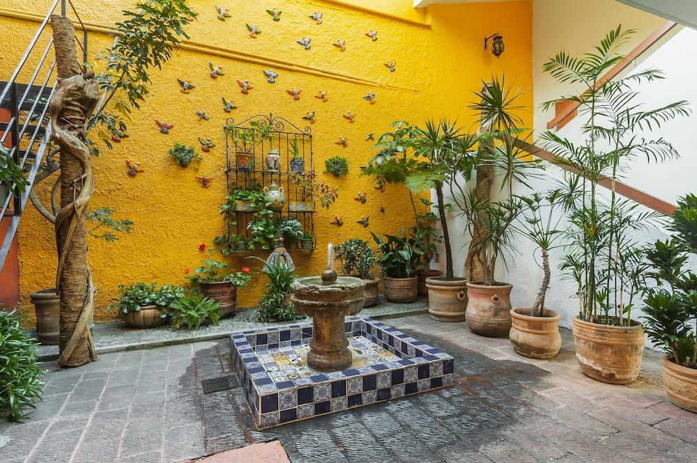 Hotel Isabel Guadalajara Kültér fotó