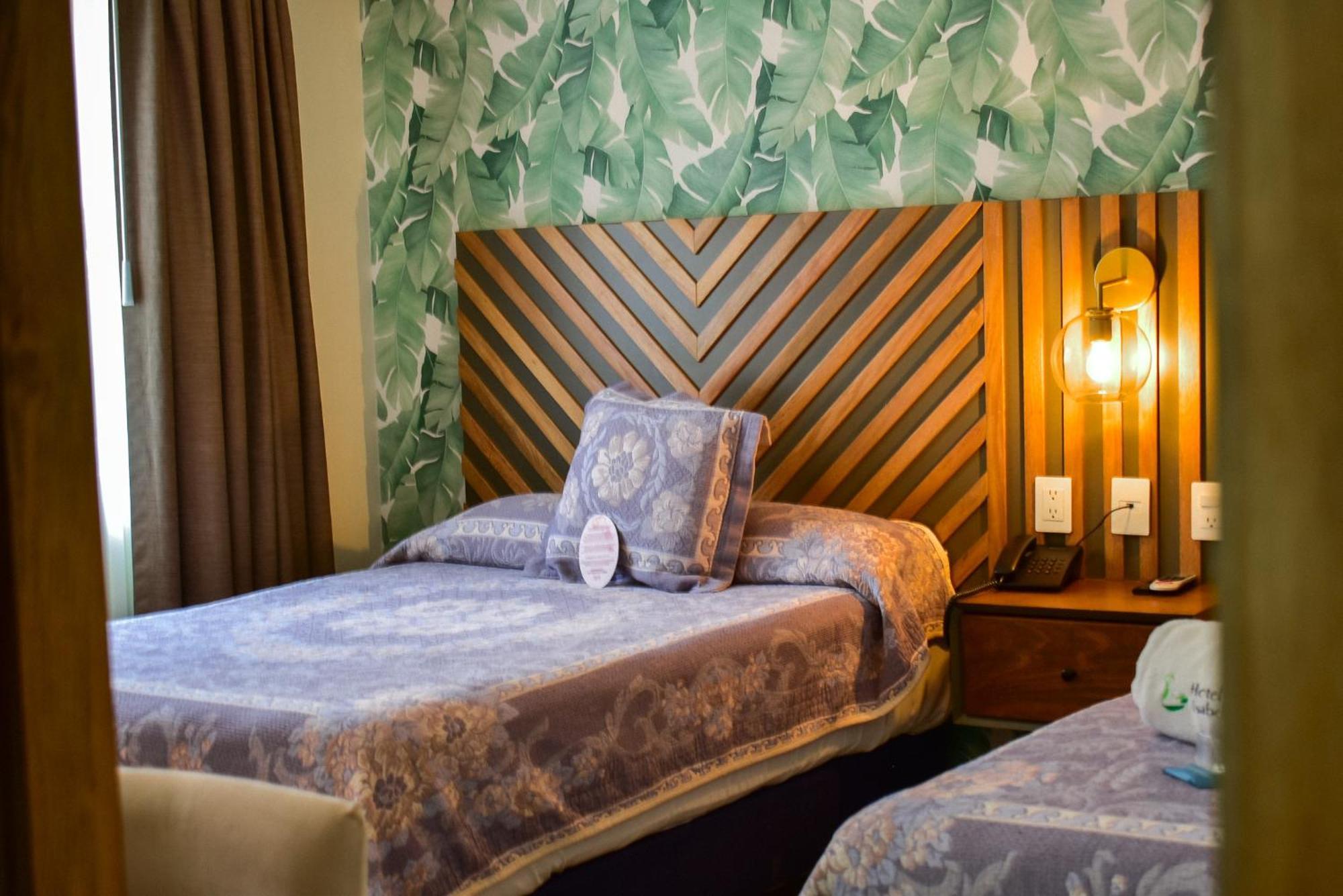 Hotel Isabel Guadalajara Kültér fotó